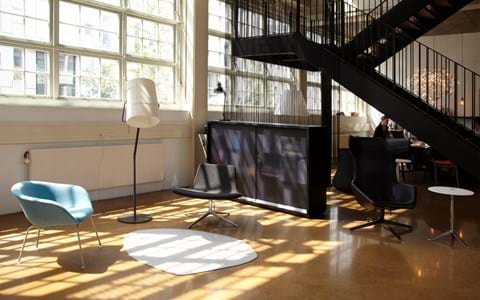 pebble i showroom, Fraster filt tæppe